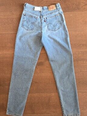 Vintage 2004 Levi’s 512 Classic Slim Tapered Jeans - Size 6M - High Stretch